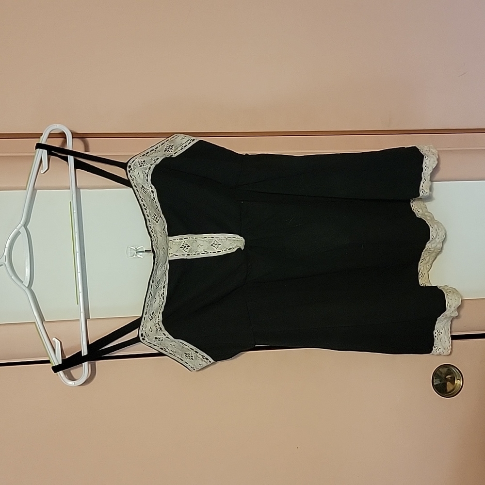 Torrid Size 1 Black tank top
